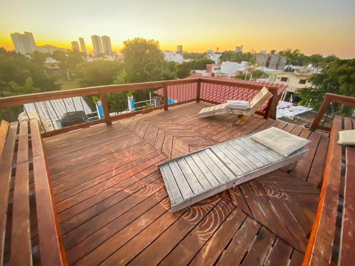 Wandering Monkey Guesthouse Mazatlan Dış mekan fotoğraf